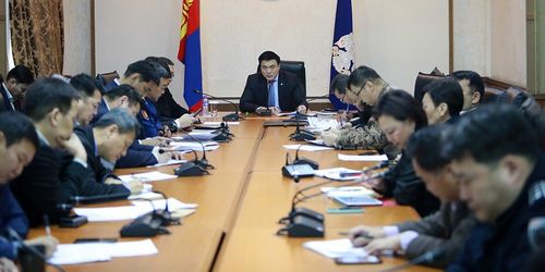 Борлуулалтын цэгүүдийг яаралтай түлшээр хангахаар нэмэлт тээвэрлэлт гарсан гэв
