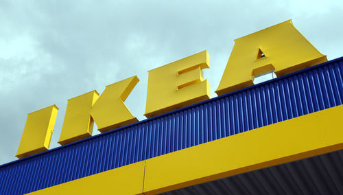 Шүүгээнд даруулж амиа алдсан хүүгийн ар гэрт IKEA 46 сая ам.доллар төлнө