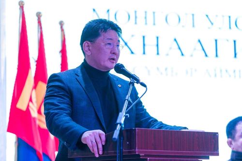 Ерөнхий сайд орон нутагт ажиллаж  байна