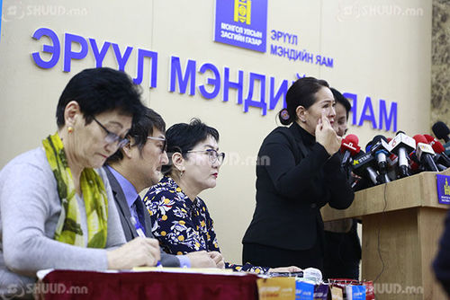 ШУУД: Ерөнхийлөгч болон дагалдан явсан хүмүүс бүрэн тусгаарлалтад байгаа
