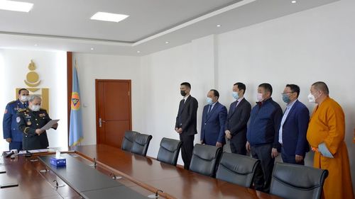 Ард иргэд, аж ахуйн нэгж, байгууллагууд сэтгэлийн хандив илгээсээр байна