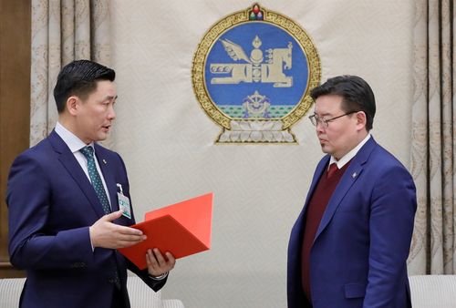 Сургалтын зээл олгох, төлүүлэх, хөнгөлөх, чөлөөлөх журмын талаарх Тогтоолын төсөл өргөн барилаа