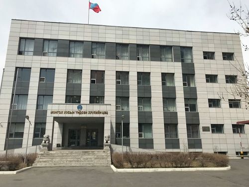 ҮХЦ иргэдийн өргөдөл, гомдлыг баталгаат шуудангаар авахаар болжээ