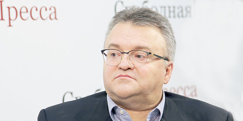 Вирус судлаач: АНУ, БНХАУ COVID-19 вирусийг бүтээхэд оролцсон