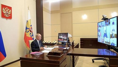 COVID-19: ОХУ-д ажлын бус өдрүүдийг сунгаж болзошгүй