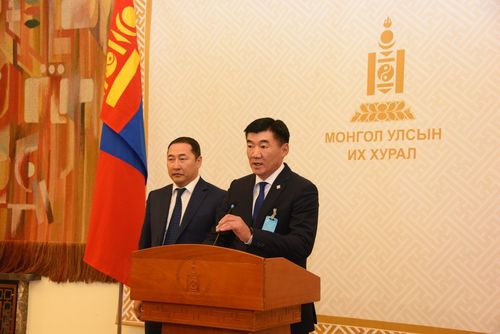 С.Бямбацогт: УИХ-ын гишүүд төрийн бус байгууллага, нутгийн зөвлөл, холбоо удирдахыг хориглосон
