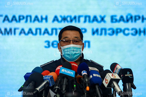 УОК: Эргэлтээр усны саванд  архи, талханд тамхи хийж оруулжээ