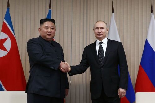 Ким Жон Ун: Эрч хүчтэй удирдагчийн ачаар Оросын ард түмэн хүчирхэг орныг бүтээж байна