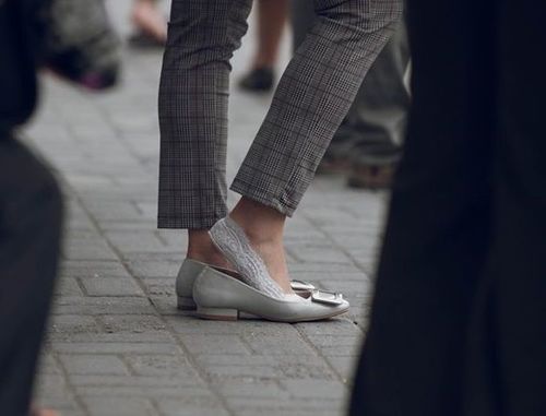 АВТОБУС №39: “Баасан гарагт өсгийтэй гутал өмсөж болохгүй”