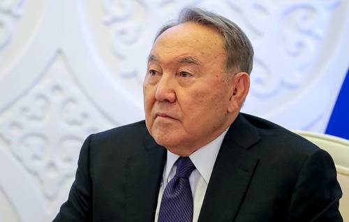 COVID:19:Нурсултан Назарбаев халдвар авчээ