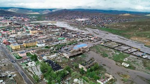 Үерийн улмаас хоёр хүн амиа алджээ