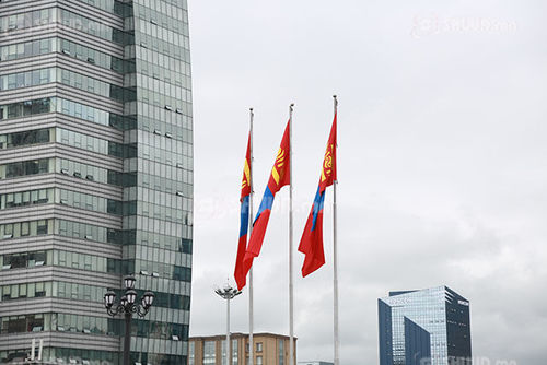 Улаанбаатарт 25 хэм дулаан байна