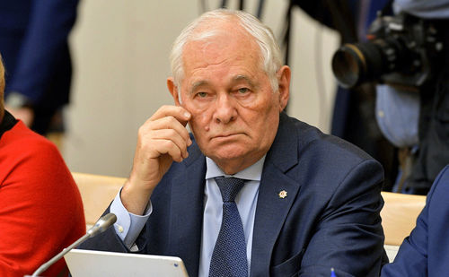 Рошаль: COVID-19-ийн нөхцөл байдал бол биологийн дайны бэлтгэл
