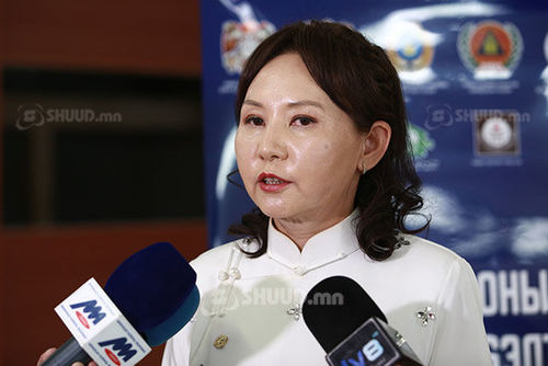 Д.Мөнхжаргал: Гандан орчмыг  төвлөрсөн дулаан, цэвэр, бохир усны  шугамд холбож байна 