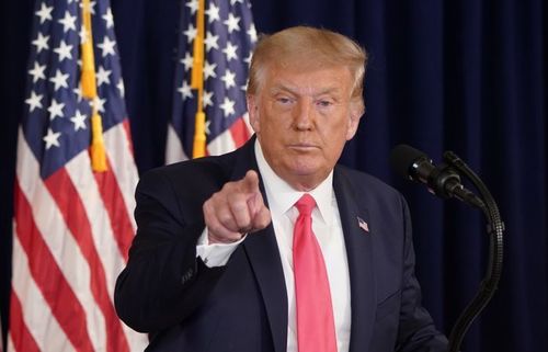 Трамп: Би дахин сонгогдвол БНАСАУ-тай хийх дайнаас дэлхий аврагдана