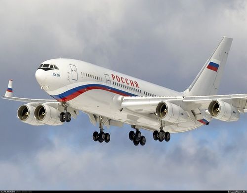 Беларус: Минскт Оросын тусгай онгоц газарджээ