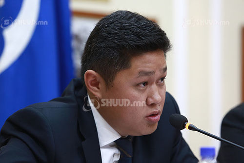 Монголбанкны тэргүүн дэд Ерөнхийлөгч Г.Дөлгөөн Капитал банкны хөрөнгийг хувьдаа завшсан уу?