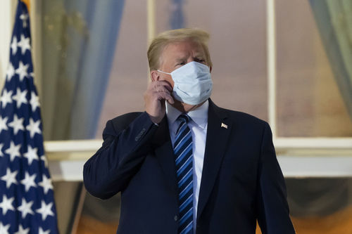 Трамп: Хятад вирус тараасныхаа төлөө шангаа хүртэнэ