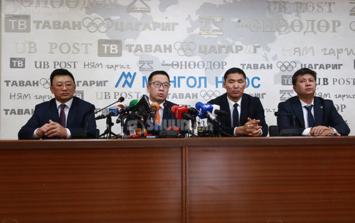 ВИДЕО: Хилээр орж ирсэн автомашины гаалийн мэдээллийг харах боломжтой болжээ
