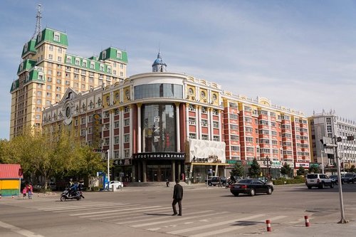 COVID-19-ийн улмаас Манжуур хотыг хаажээ
