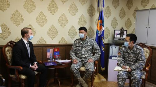 Хамтын ажиллагааны талаар санал солилцжээ