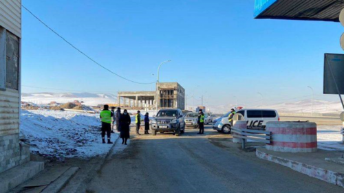 Товчоодоор 773 автомашин нэвтэрч, 635 тээврийн хэрэгсэл гарчээ