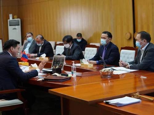 Бизнес эрхлэгчдийн үйл ажиллагааг хэвийн үргэлжлүүлэх бодлого баримтална гэв