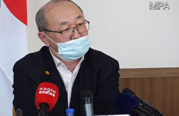 Эрдэмтдийн зөвлөлөөс вакцины асуудлаар мэдээлэл хийж байна