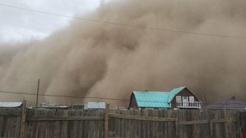 Хүчтэй шороон болон цасан шуурганы үеэр анхаарах зөвлөмж