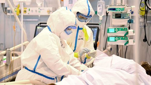 COVID-19: Дельта хувилбарын гол аюулыг нэрлэжээ
