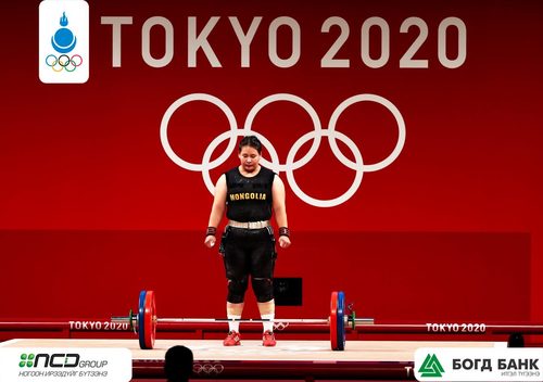 Токио-2020: М.Анхцэцэг огцом өргөлтийн дараа тавдугаар байранд бичигдэж байна