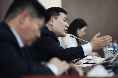 Цахим засаглалд шилжих, хүнд суртал, авлигагүй төрийн үйлчилгээг бүрдүүлэх үндэсний хороо хуралдлаа