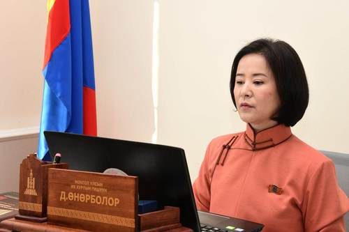 Эмэгтэй парламентчдын хуралд УИХ-ын гишүүн Д.Өнөрболор оролцлоо