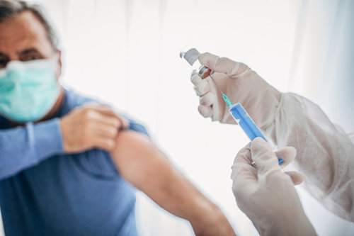 Вакцины үр дүн таван сарын дараа 40 хувиар буурдаг