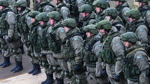 Оросын агаарын десантын цэргүүд Казахстаныг зорьжээ