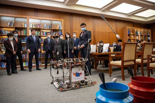“ABU Robocon-2021” тэмцээнд дэд байр эзэлсэн багт Ерөнхийлөгч баяр хүргэлээ