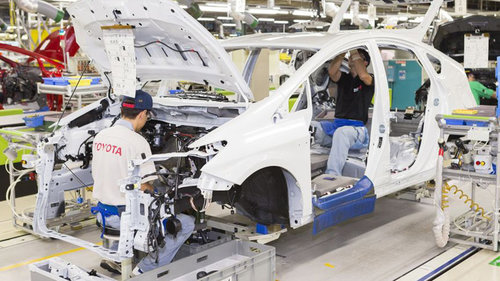 Коронавирусийн улмаас Toyota 11 үйлдвэрээ хаажээ