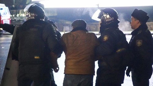 Алматы хотын захиргааг эзлэхэд оролцсон гадаадын иргэдийг баривчилжээ