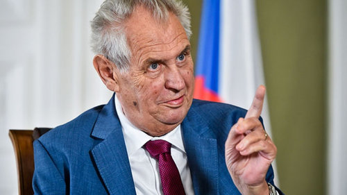Чехийн Ерөнхийлөгч: АНУ-ын тагнуулууд дахин шившгээ дэлгэлээ