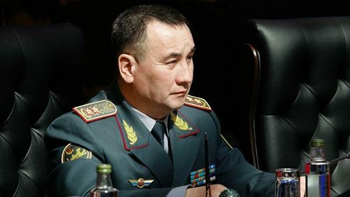 Казахстаны Батлан хамгаалахын сайд асан баривчлагджээ