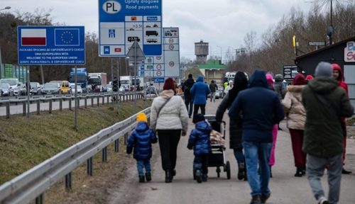 Польш Украинаас 2,4 сая дүрвэгч хүлээн авчээ