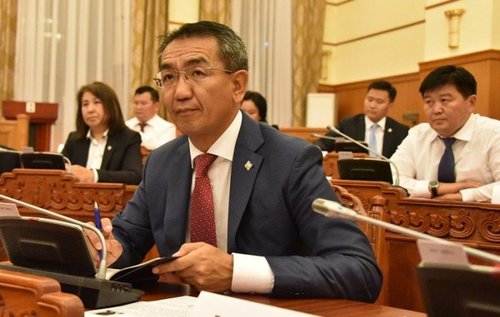 Ц.Мөнх-Оргил: Гадны нэг ч банкгүй байж олон улсын санхүүгийн чөлөөт бүс байгуулж чадах уу