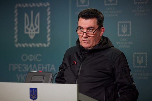 Данилов: ОХУ Украин руу халдах гэж байгааг Унгар мэдэж байсан