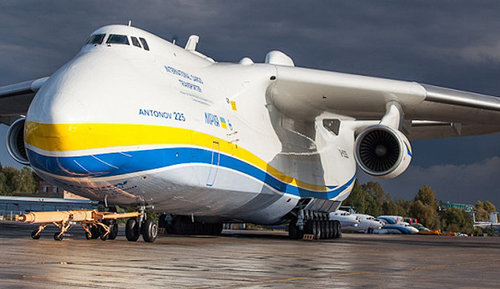 Британийн тэрбумтан шинэ Мрия онгоц бүтээхэд нь Украинд тусална