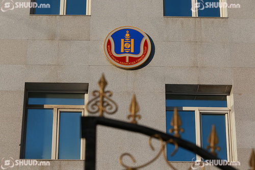 Багануур ХК-ийн албан тушаалтнуудын хахуулийн хэргийг прокурорт шилжүүлжээ