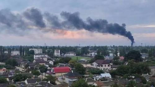 Крымд Оросын зэвсгийн агуулах шатжээ