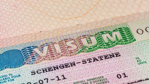 Оросын иргэдэд Шенгенийн виз олгохоо зогсоохыг Германы сөрөг хүчнийхэн уриалжээ