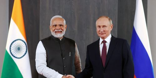 Моди дайны эрин биш хэмээн онцолж, Путин дайныг ойрын үед зогсоохоор хичээж байна гэв