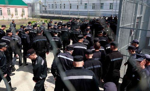 Украины дайнд 6000 орчим хоригдлыг татан оролцуулсан байж болзошгүй