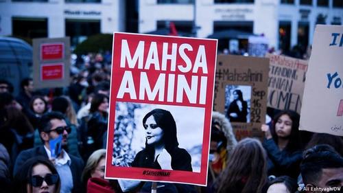 Махса Амини бүсгүйн үхэлтэй холбоотойгоор Европын холбоо Ираны эсрэг хориг тавилаа